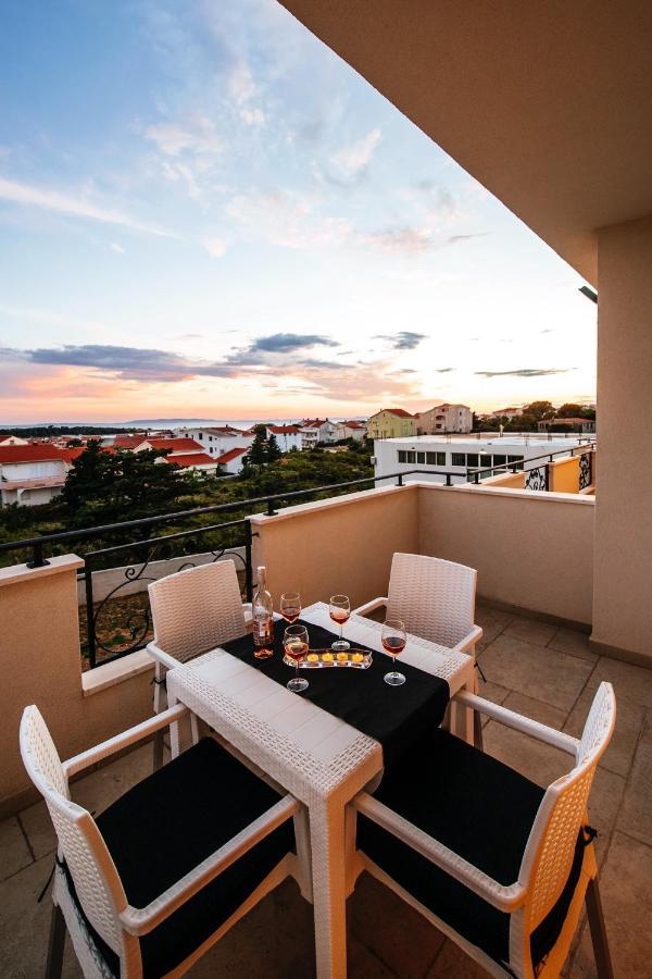 Rock Apartments Novalja Ngoại thất bức ảnh